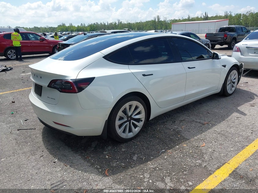 AtlanticExpress - Tesla Model 3
