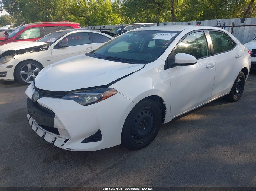 2017 Toyota Corolla Le 2T1BURHE7HC927998 photo 1