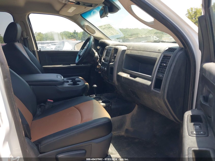 RAM 2500 2015 VIN 3C6UR5CL3FG501311
