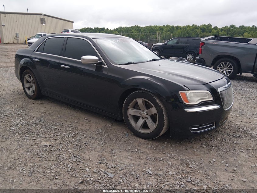 2013 Chrysler 300C John Varvatos Luxury Edition