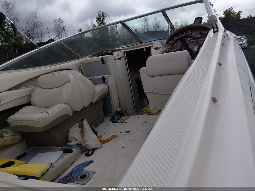 2002 MAXUM 23' auction photo 5