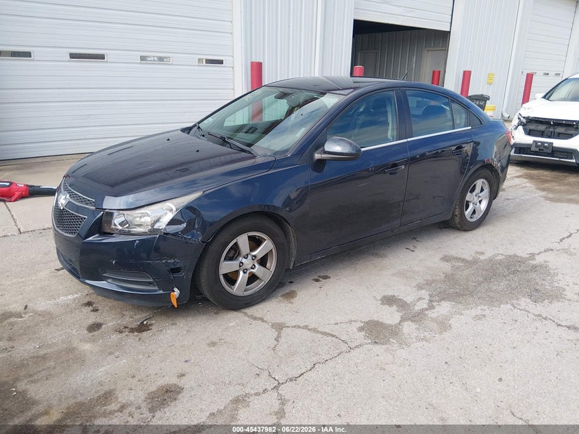 2014 CHEVROLET CRUZE auction photo 2