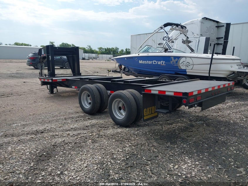 2026 GATOR GOOSENECK TRAILER auction photo 3
