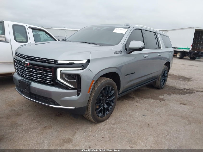 2025 CHEVROLET SUBURBAN auction photo 2