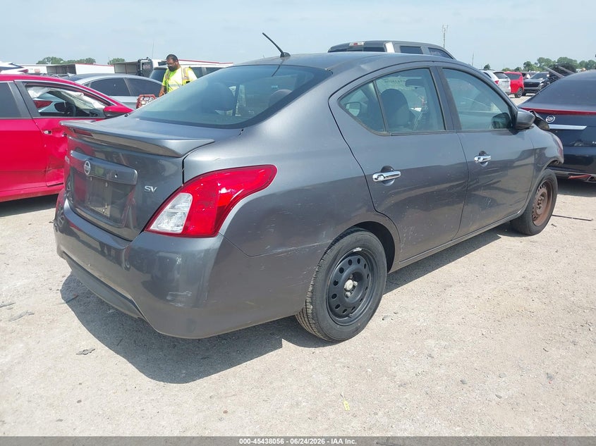 AtlanticExpress - Nissan Versa