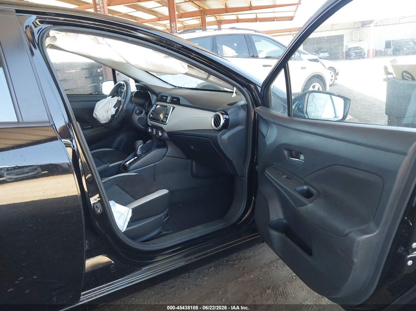 2021 NISSAN VERSA auction photo 5