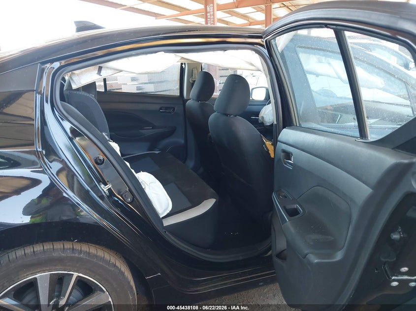 2021 NISSAN VERSA auction photo 8