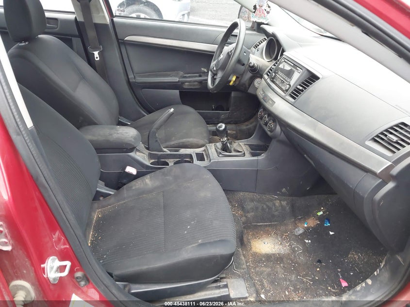 2014 MITSUBISHI LANCER auction photo 5