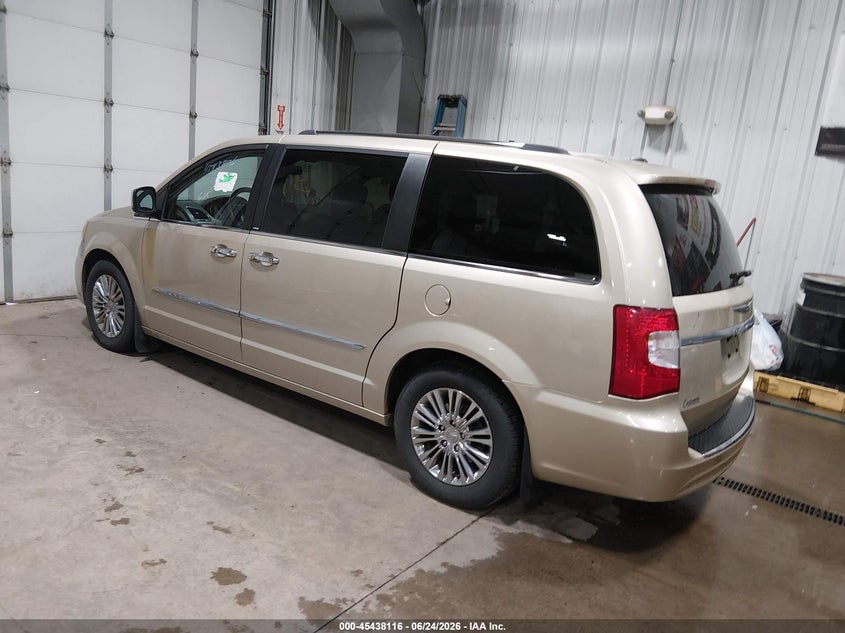 Vin: 2a4rr6dg3br766363, lot: 45936216, chrysler town & country limited 20113