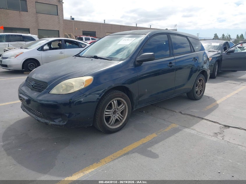 2T1KR32E75C552942 2005 Toyota Matrix photo 1