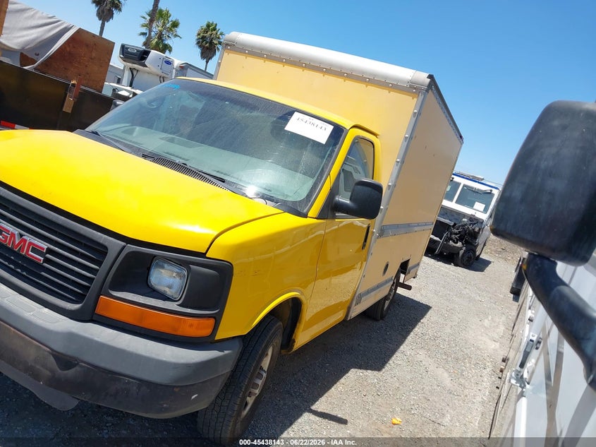 2006 GMC Savana Cutaway Work Van VIN: 1GDGG31V461900257 Lot: 45438143