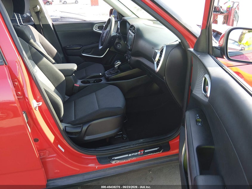 2020 KIA SOUL auction photo 5