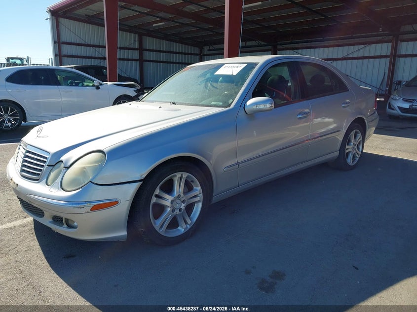2005 Mercedes-Benz E 500 WDBUF70J05A664946 photo 1