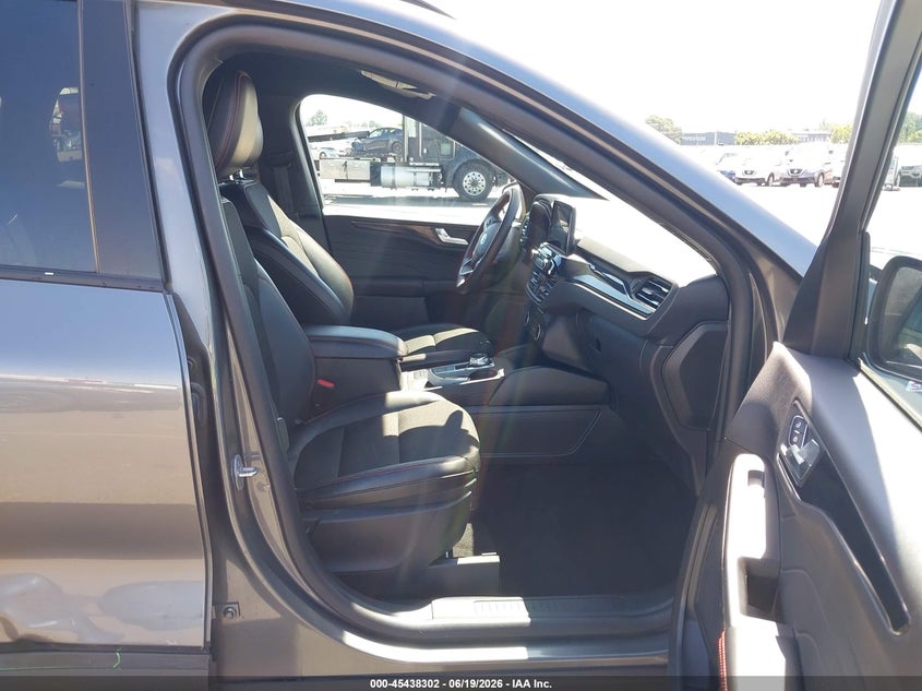 2025 FORD ESCAPE SPORT UTILITY VEHICLE 2.0L I-4 DI, DOHC, VVT, TURBO, 250HP