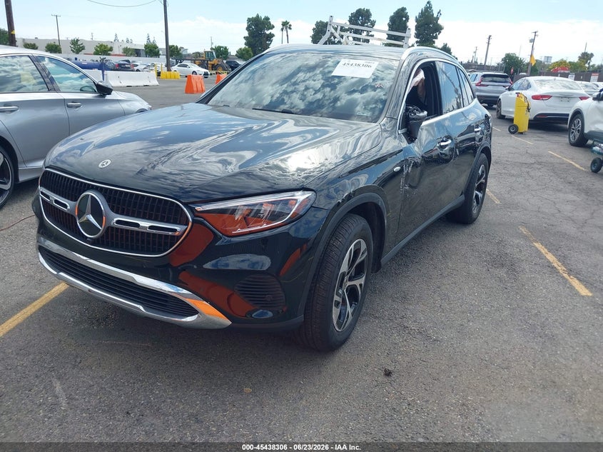 2025 MERCEDES-BENZ GLC 350E 4MATIC — Фото 2