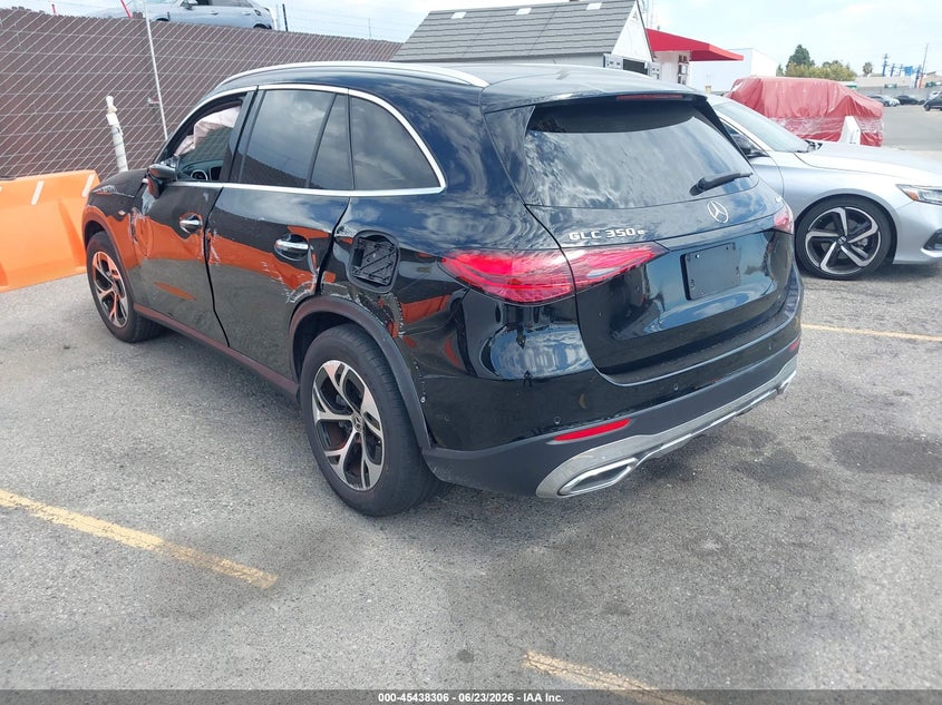 2025 MERCEDES-BENZ GLC 350E 4MATIC — Фото 3