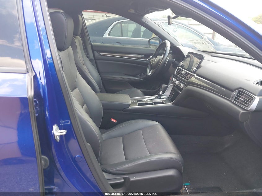 2020 HONDA ACCORD auction photo 5