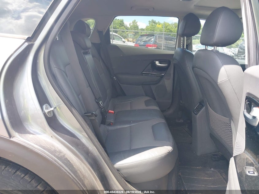 VIN KNDCC3LC4H5066822 2017 KIA NIRO EX