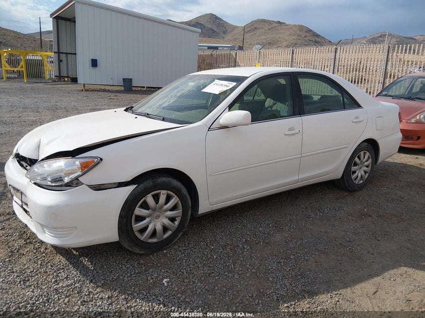 2005 Toyota Camry Le 4T1BE32K55U530860 photo 1