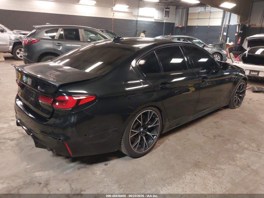 BMW M5 - zdjęcie 4