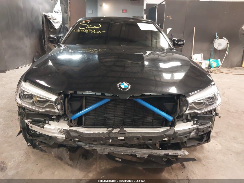 BMW M5 - zdjęcie 6