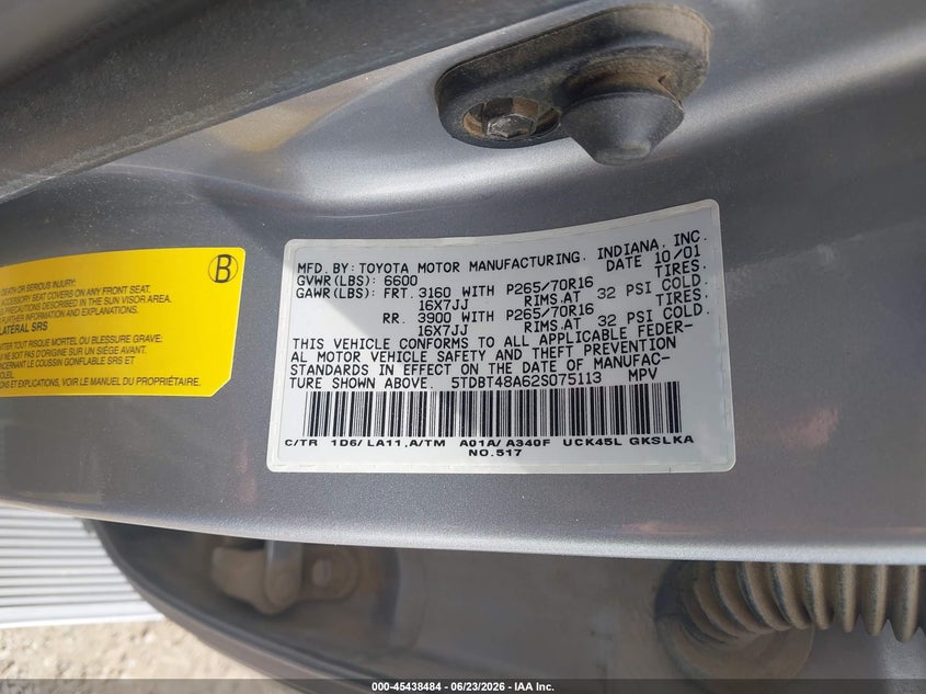 2002 Toyota Sequoia Limited V8 VIN: 5TDBT48A62S075113 Lot: 45438484