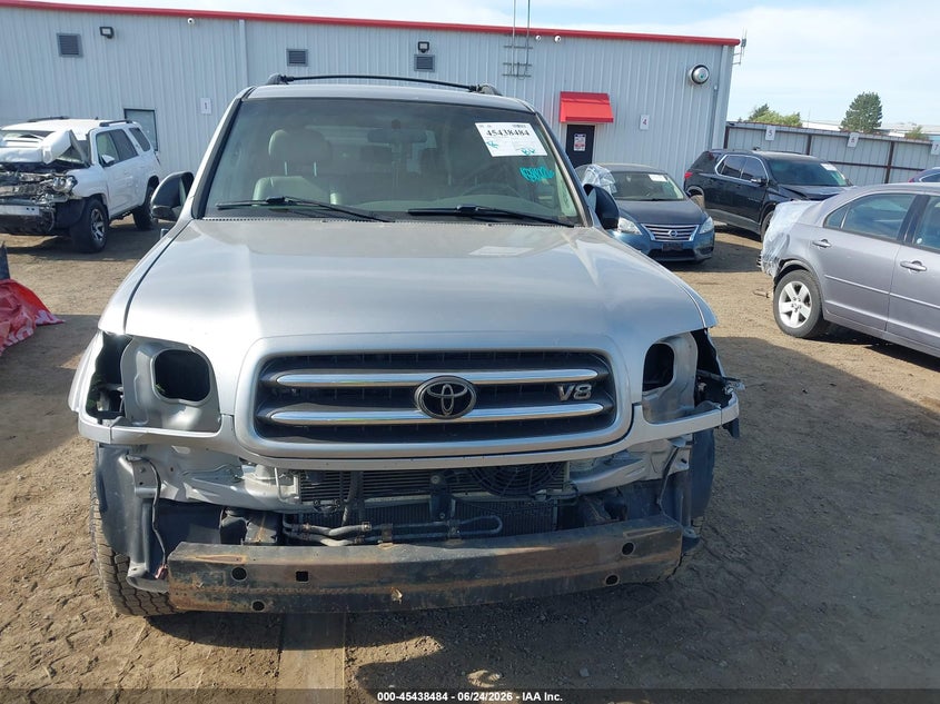 2002 Toyota Sequoia Limited V8 VIN: 5TDBT48A62S075113 Lot: 45438484