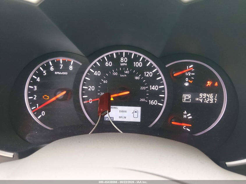 2016 NISSAN QUEST auction photo 7