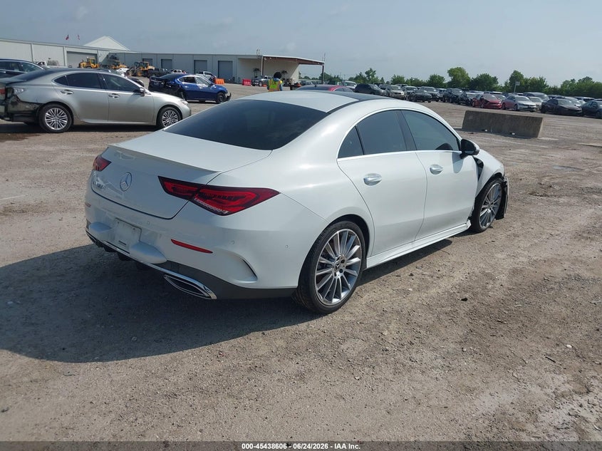 2023 MERCEDES-BENZ CLA 250 COUPE auction photo 4