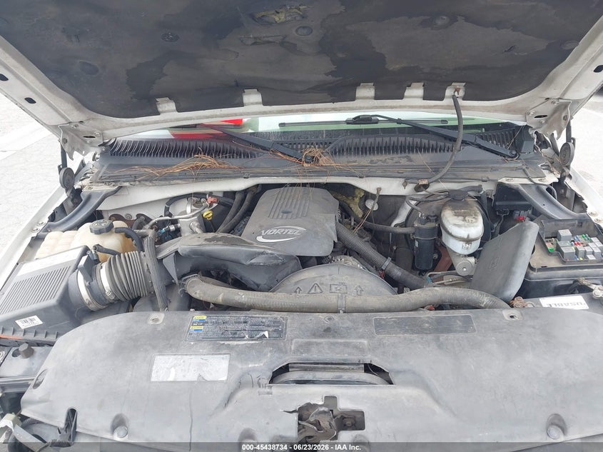 2004 GMC SIERRA TRUCK 4.8L V-8 285HP