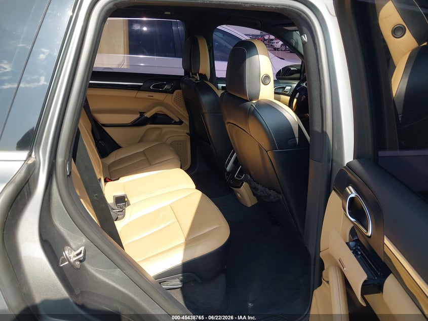 2014 Porsche Cayenne Platinum Edition VIN: WP1AA2A27ELA95271 Lot: 45438765