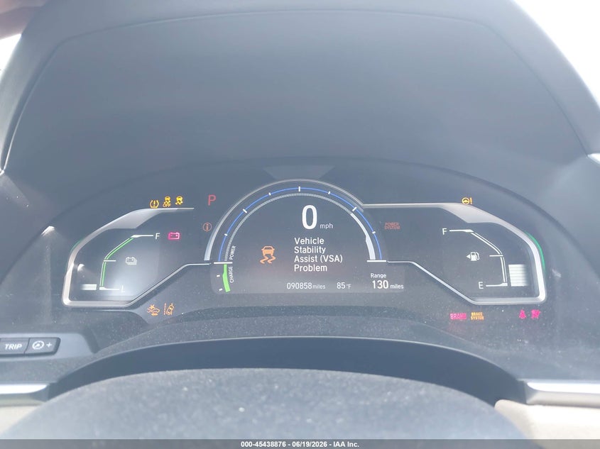 2018 Honda Clarity Plug-In Hybrid Touring VIN: JHMZC5F31JC024240 Lot: 45438876