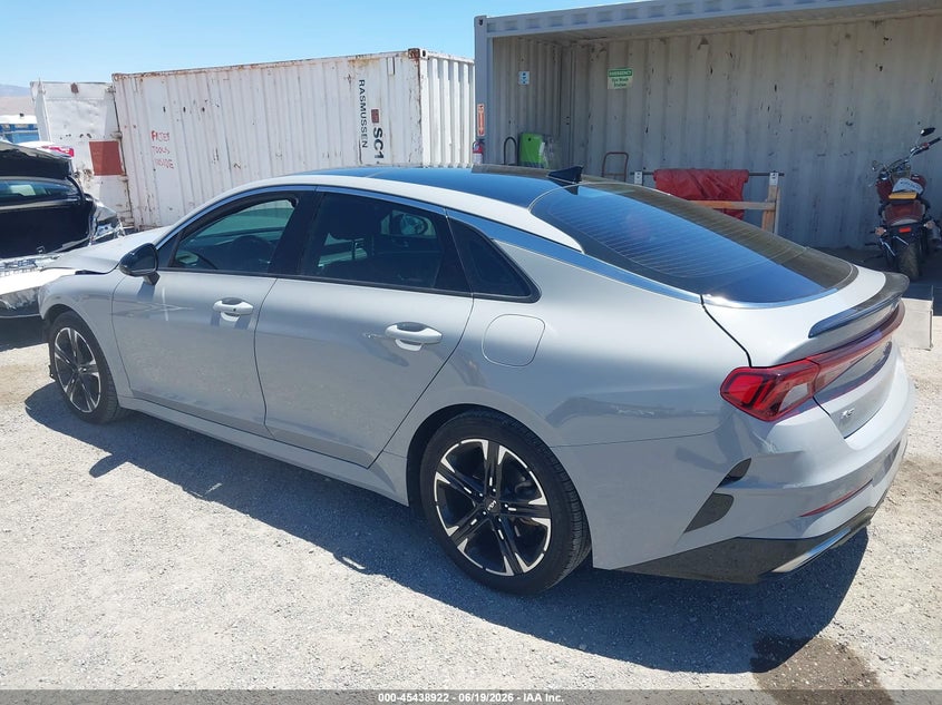 2022 KIA K5 auction photo 3
