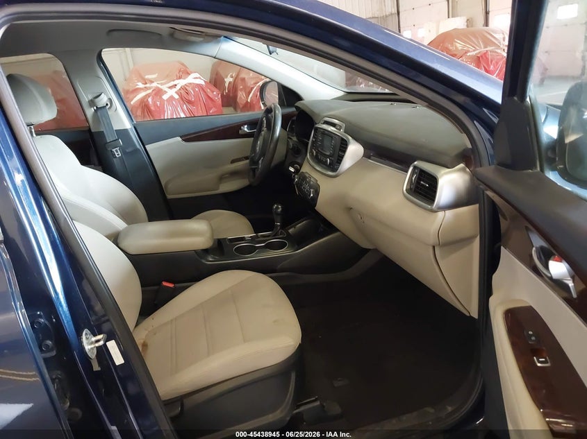 2018 KIA SORENTO auction photo 5