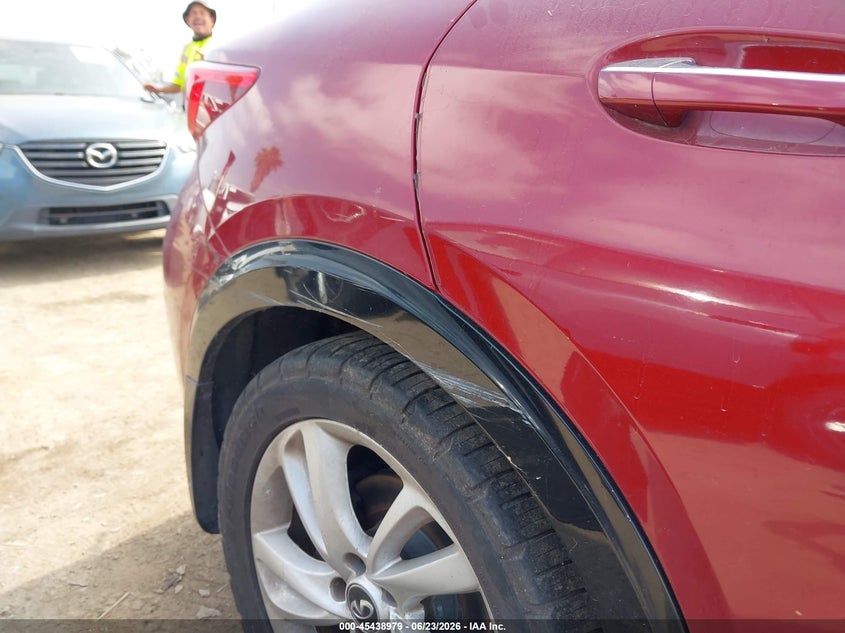 2018 Infiniti Qx30 Premium VIN: SJKCH5CP0JA055035 Lot: 45438979