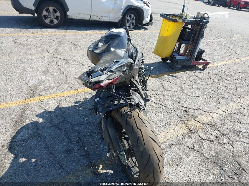 2026 Kawasaki Zx636 K VIN: JKBZXJJ12TA046059 Lot: 45439024