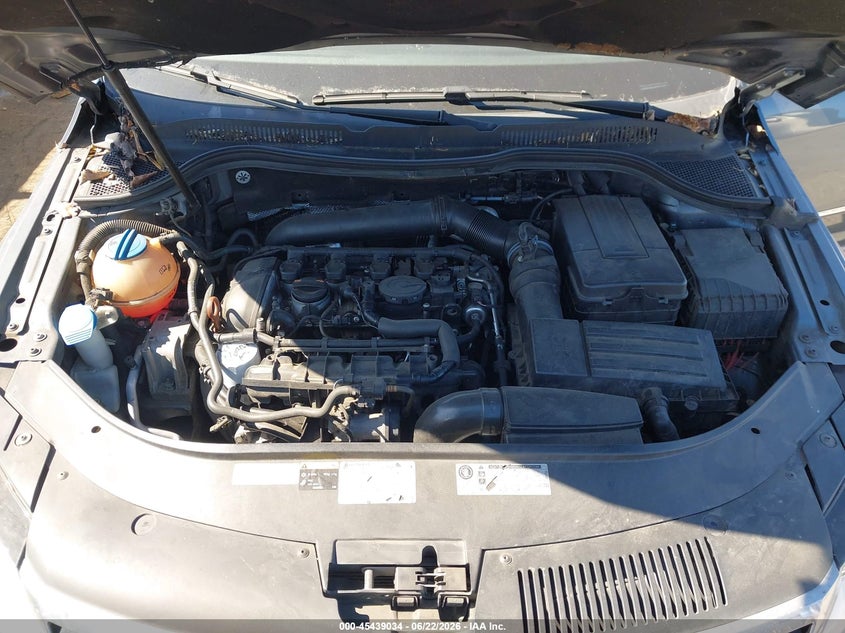 2013 Volkswagen Cc 2.0T Sport VIN: WVWBP7AN2DE551594 Lot: 45439034