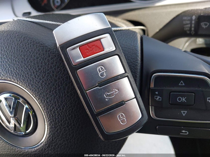 2013 Volkswagen Cc 2.0T Sport VIN: WVWBP7AN2DE551594 Lot: 45439034