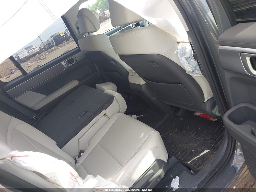 2026 HYUNDAI SANTA FE auction photo 8