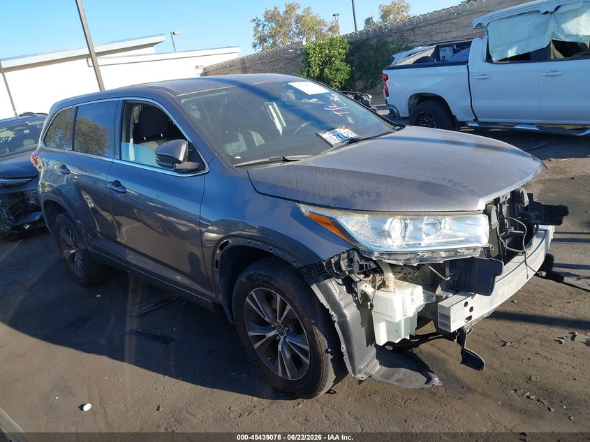Vin: 5tdzarfhxjs034337, lot: 45937178, toyota highlander le 2018 img_1