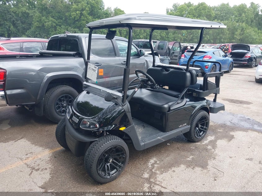 2023 EZGO VALOR auction photo 2