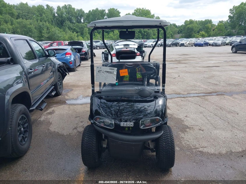 2023 EZGO VALOR auction photo 5