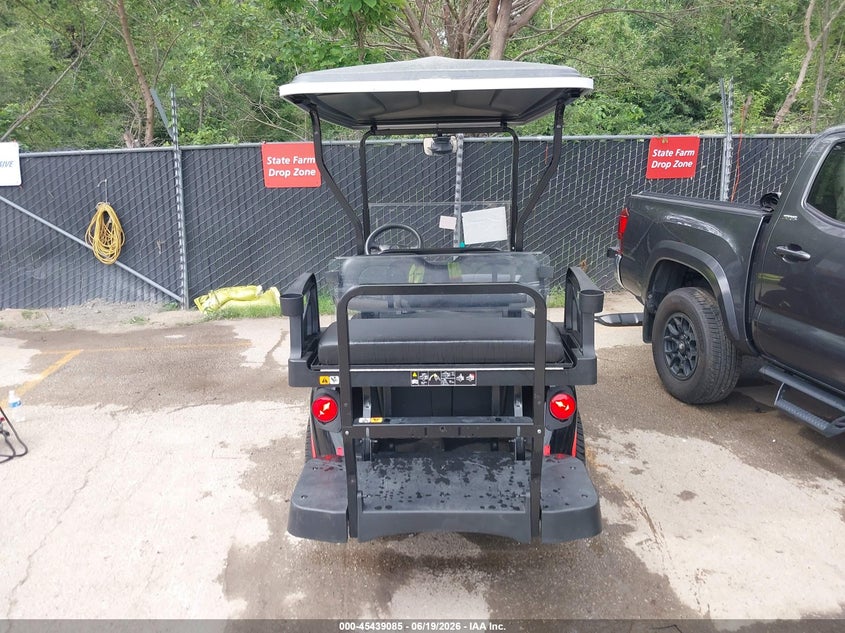2023 EZGO VALOR auction photo 6