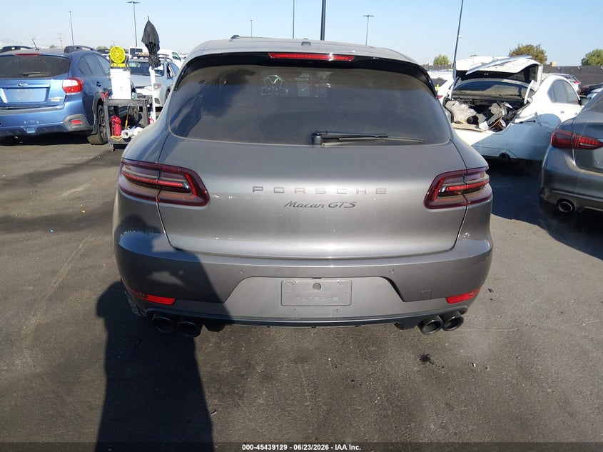 2018 Porsche Macan Gts VIN: WP1AG2A59JLB63590 Lot: 45439129