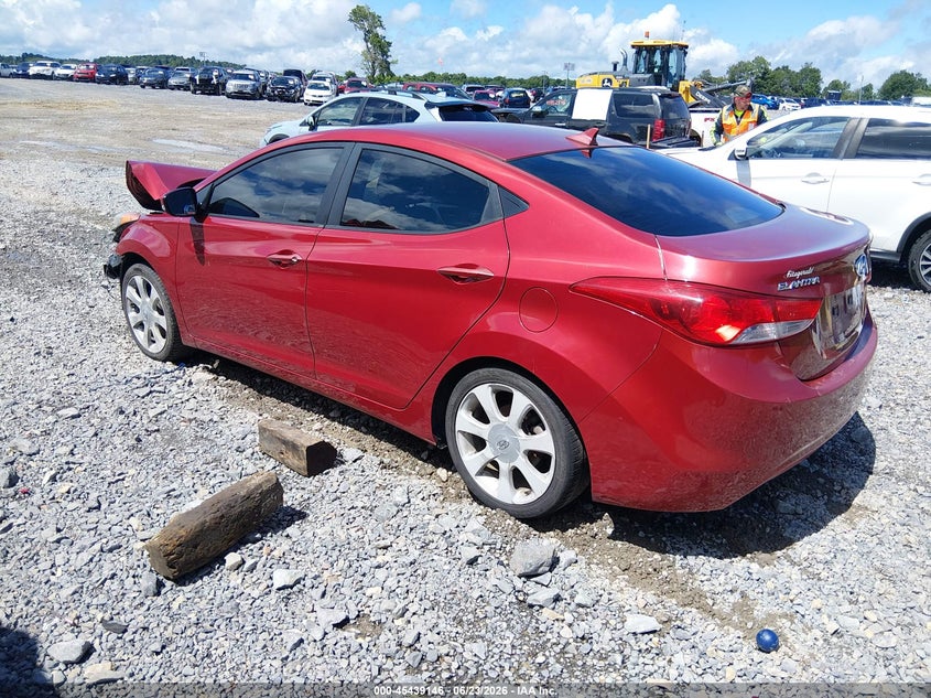 2013 HYUNDAI ELANTRA auction photo 3