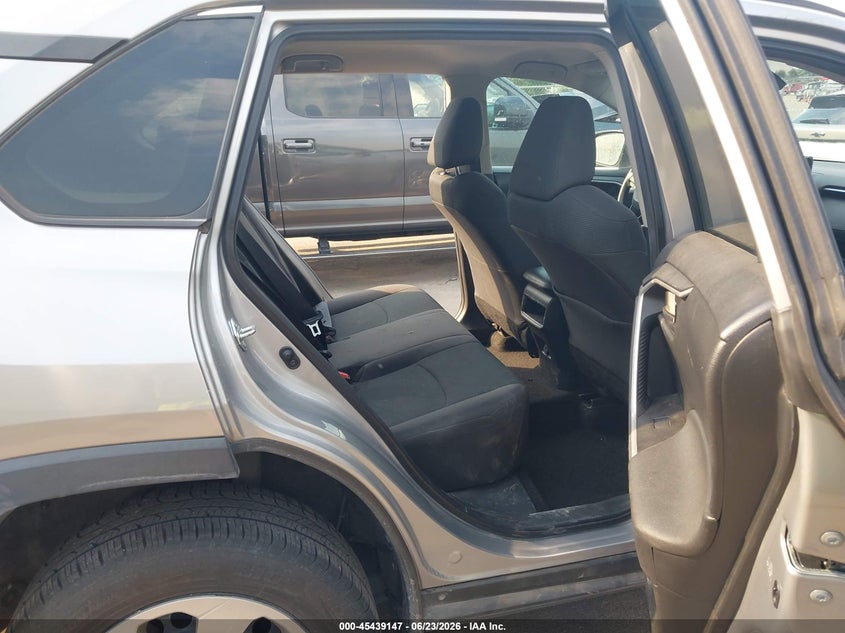 AtlanticExpress - Toyota RAV4