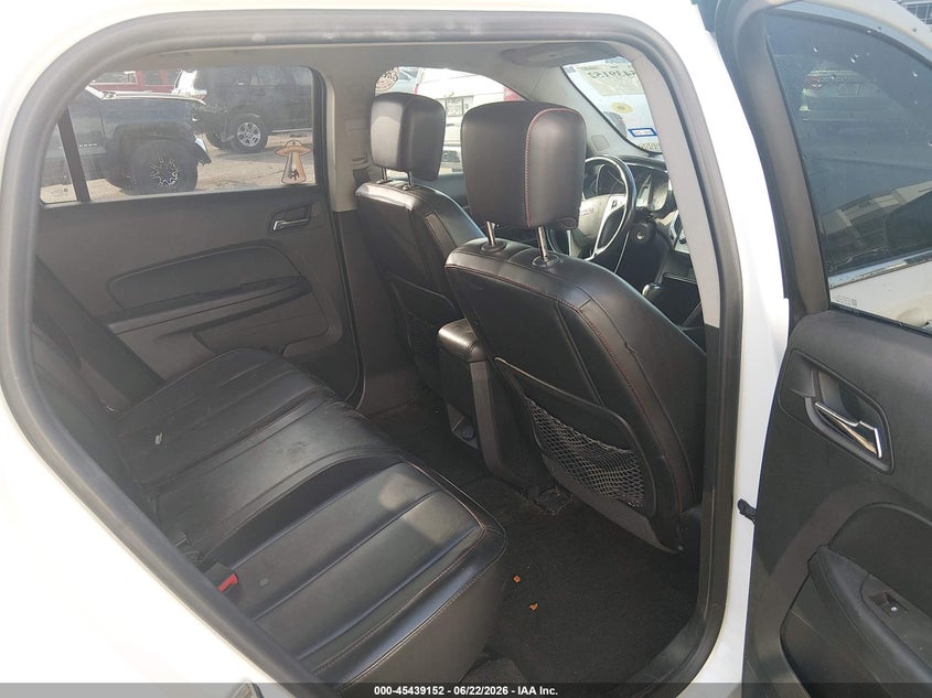 2017 GMC TERRAIN auction photo 8