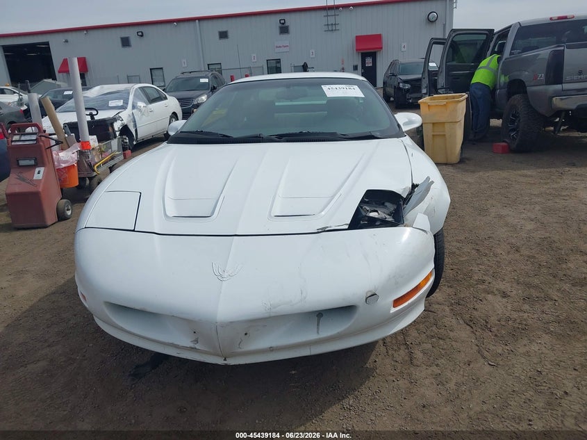 1994 Pontiac Firebird VIN: 2G2FS22S4R2230221 Lot: 45439184