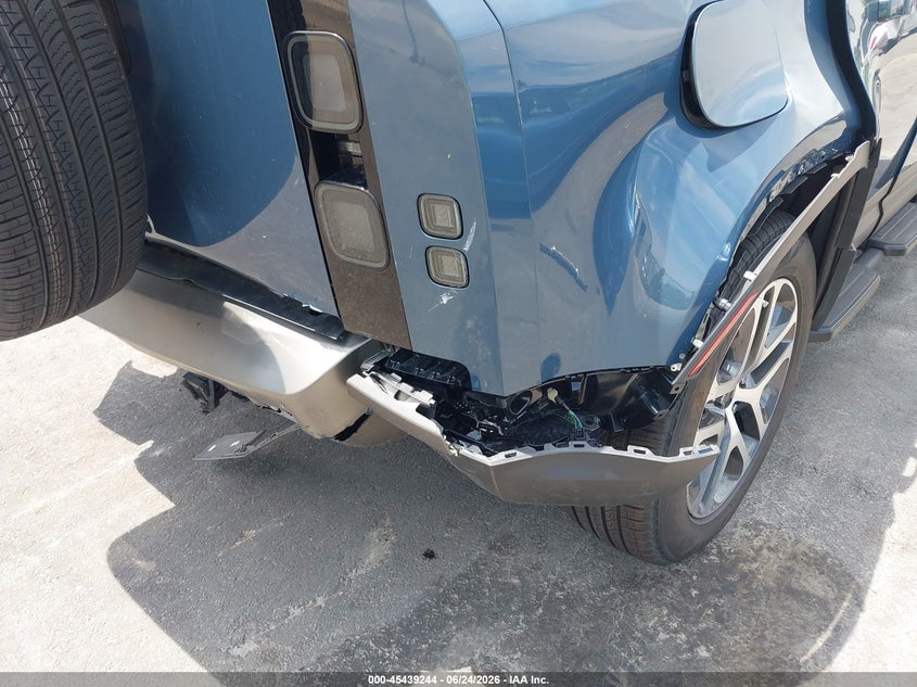 2026 Land Rover Defender P300 S VIN: SALEJ7EX1T2614901 Lot: 45439244