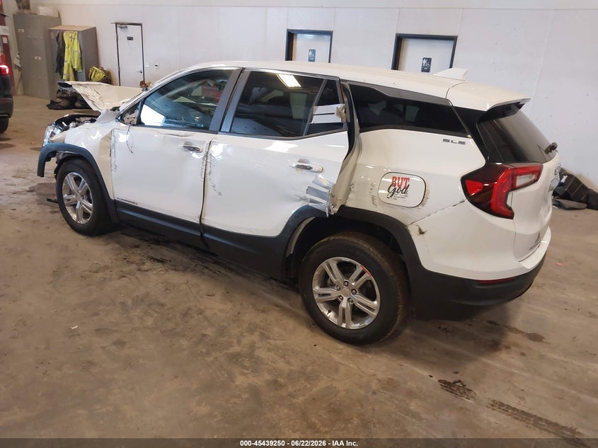 2024 GMC TERRAIN auction photo 3